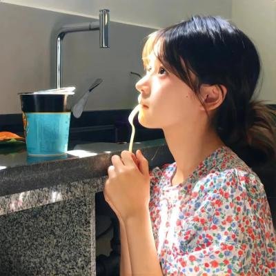 靓妹杂牌军