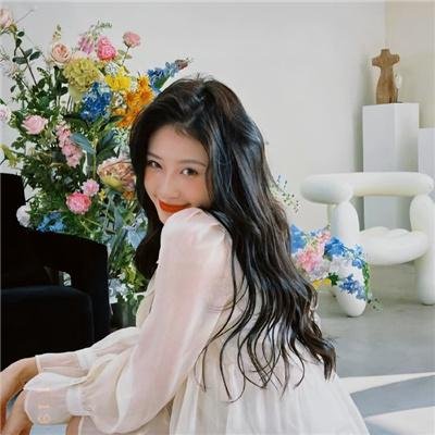 我想变成鸟，所以跳起来